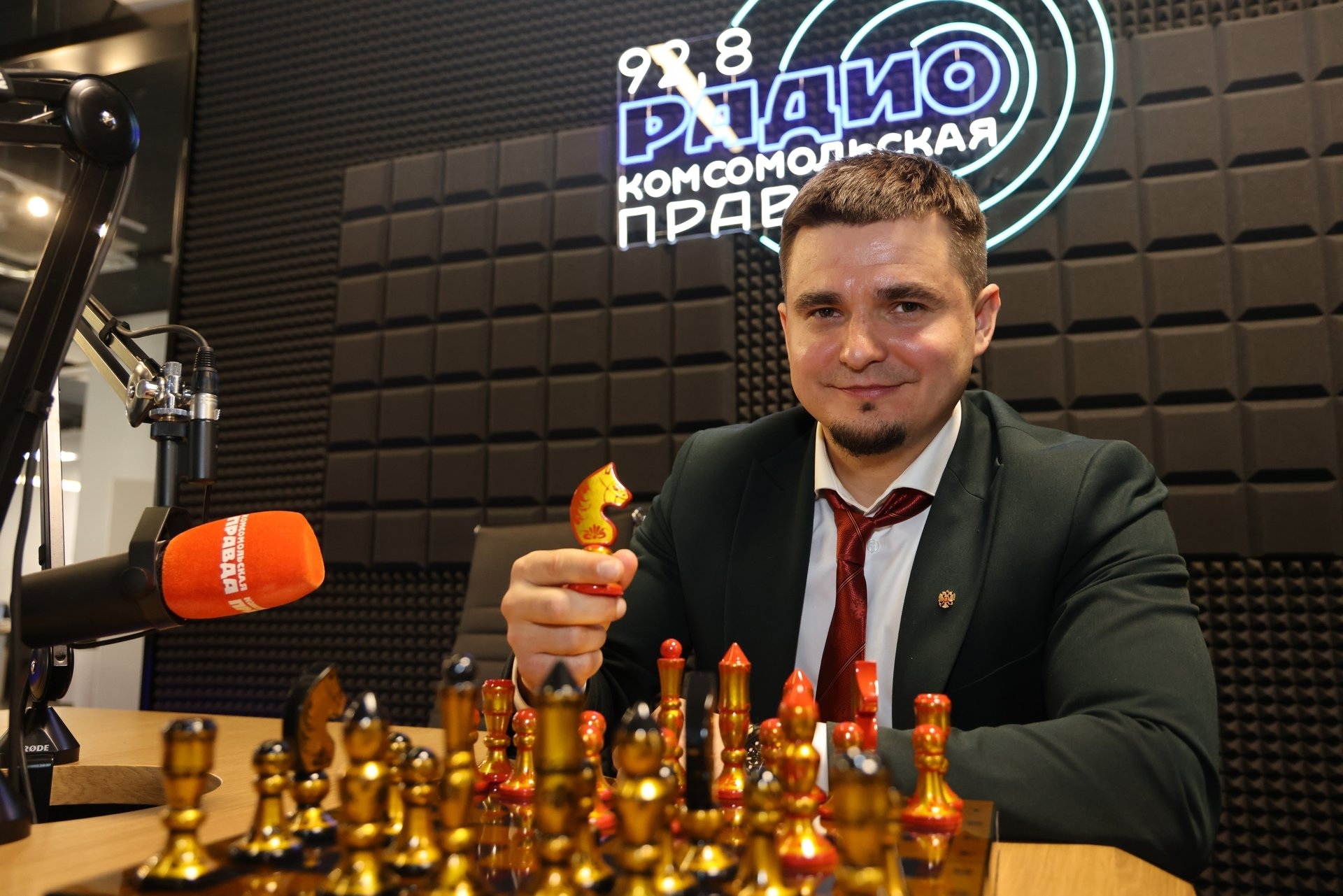 Заместитель председателя Общественной палаты Нижнего Новгорода Роман Пермяков стал соведущим программы «Внутренняя политика» на радио «Комсомольская правда»